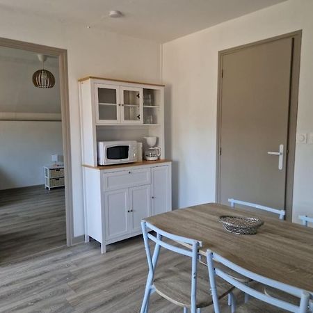 Appartement Au Milieu Des Vignes Thésée Exteriör bild